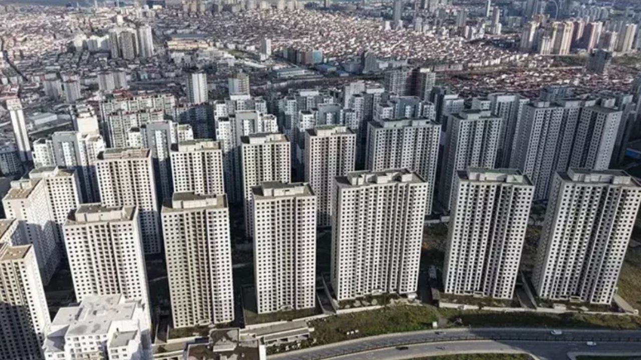 Esenyurt’un Yükselişi: 1 Milyonluk Nüfusla 60 İli Geride Bıraktı!